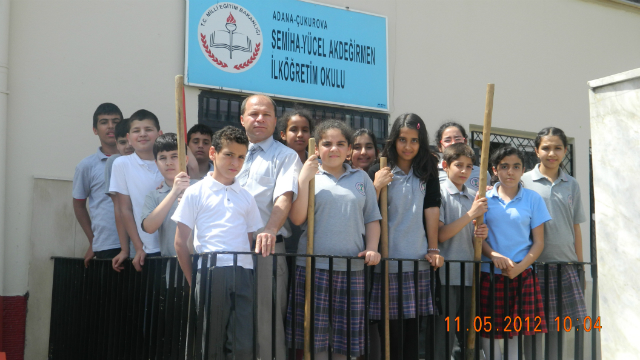 Bilinçli Gençler Derneği - Türkiye Bilinçli Gençlik Projesi - "MEYVELERİMİZ ORGANİK OLSUN; ÇOCUKLARIMIZ SAĞLIK BULSUN" - Semiha Yücel Akdeğirmen İlköğretim Okulu - ADANA