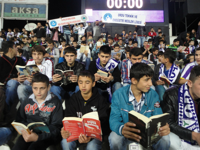 Bilinçli Gençler Derneği - Türkiye Bilinçli Gençlik Projesi - "BİLİNÇLİ GENÇLER OKUYOR" - Ordu Teknik ve Endüstri Meslek Lisesi - ORDU