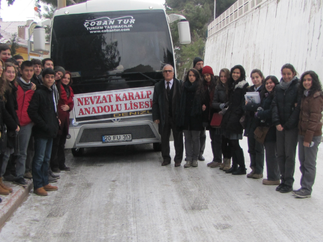 Bilinçli Gençler Derneği - Türkiye Bilinçli Gençlik Projesi - "HAYAT OKUYARAK GÜZEL" - Nevzat Karalp Anadolu Lisesi - DENİZLİ