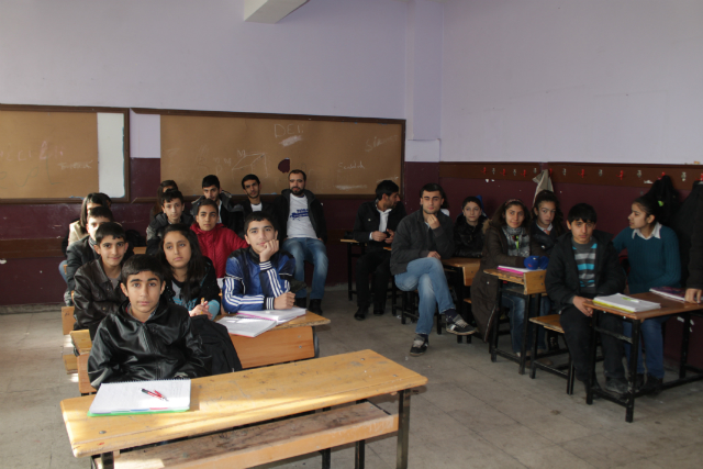 Bilinçli Gençler Derneği - Türkiye Bilinçli Gençlik Projesi - "MADDE BAĞIMLILIĞI VE ZARARLARI" - Dicle Üniversitesi Bilinçli Gençler Topluluğu - DİYARBAKIR