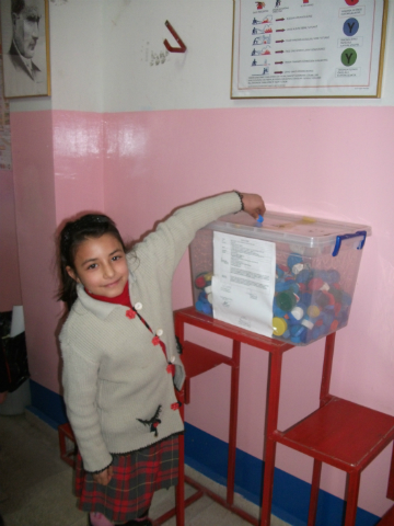 Bilinçli Gençler Derneği - Türkiye Bilinçli Gençlik Projesi - "YARDIM ELİ" - Yeşilova Merkez İlköğretim Okulu - BURDUR
