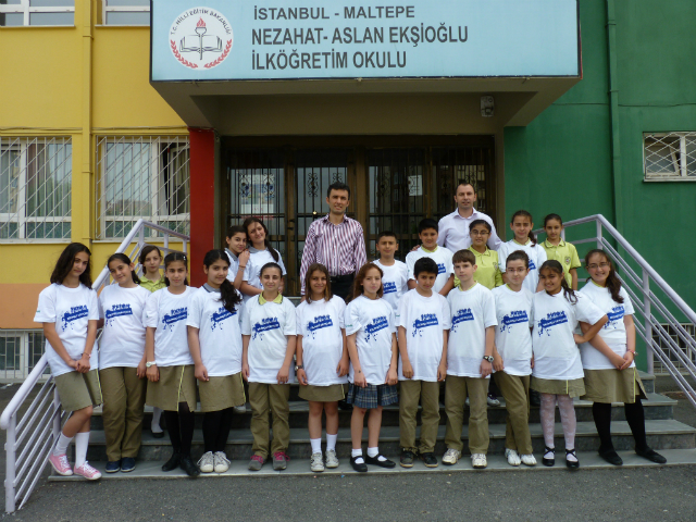 Bilinçli Gençler Derneği - Türkiye Bilinçli Gençlik Projesi - "BİR OYUNCAĞIM VAN'A" - Nezahat Aslan Ekşioğlu İlköğretim Okulu - İSTANBUL