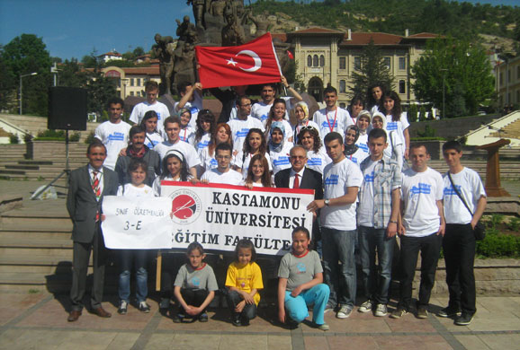 Bilinçli Gençler Derneği - Türkiye Bilinçli Gençlik Projesi - "O ZAMAN HEP BİRLİKTE LÖSEMİLER İÇİN YÜRÜYELİM VE KOŞALIM" - Kastamonu Üniversitesi Bilinçli Gençler Topluluğu - KASTAMONU
