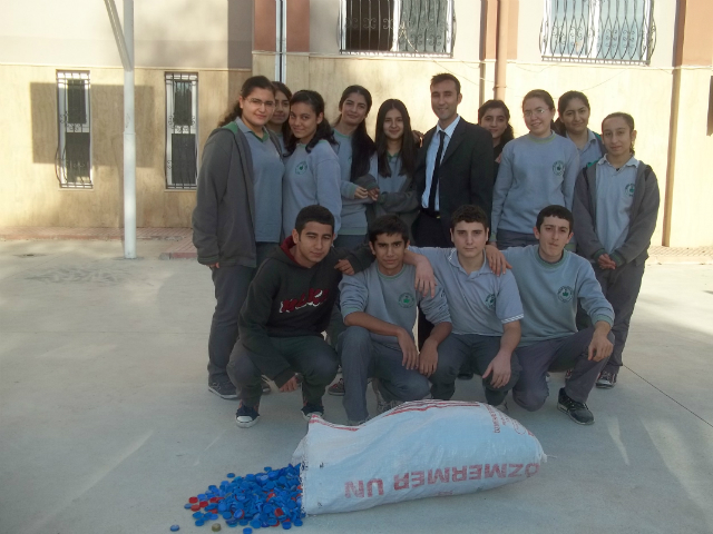 Bilinçli Gençler Derneği - Türkiye Bilinçli Gençlik Projesi - "MAVİ KAPAK KAMPANYASI" - Melikşah Anadolu Lisesi - ADANA