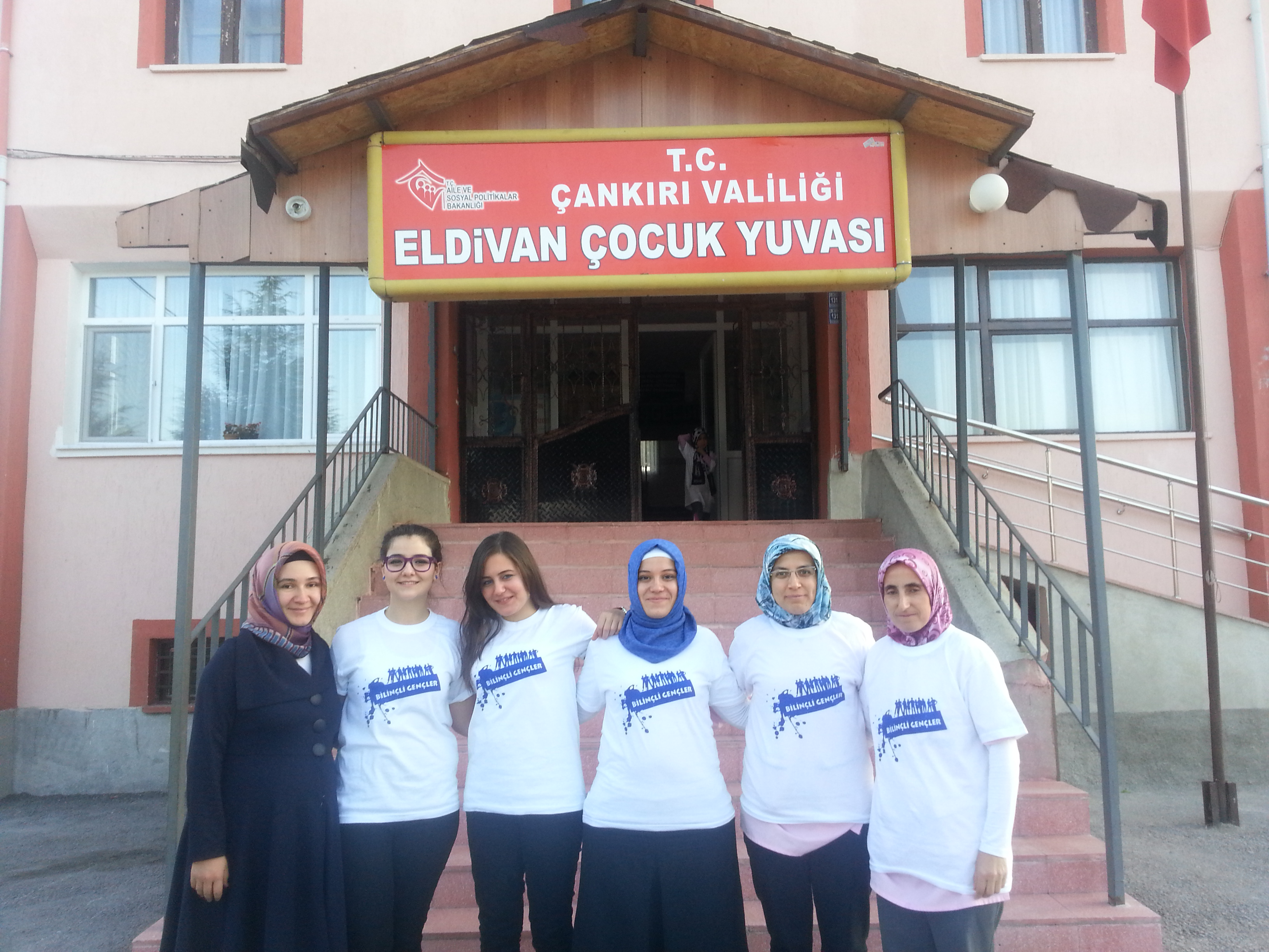 Bilinçli Gençler Derneği - Türkiye Bilinçli Gençlik Projesi - "MİNİK KARDEŞLERİMİZLE SİNEMA VE EĞLENCE" - Çankırı Karatekin Üniversitesi Bilinçli Gençler Topluluğu - ÇANKIRI