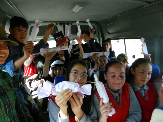 Bilinçli Gençler Derneği - Türkiye Bilinçli Gençlik Projesi - "HUZUREVİ ZİYARETİ" - AFYONKARAHİSAR