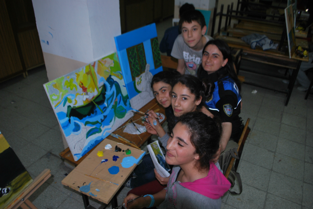 Bilinçli Gençler Derneği - Türkiye Bilinçli Gençlik Projesi - "YETENEK + DESTEK = SANAT" - Örnek İlköğretim Okulu - İSTANBUL