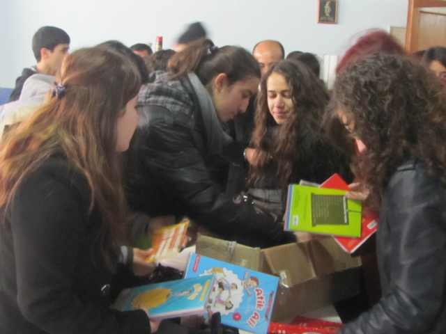 Bilinçli Gençler Derneği - Türkiye Bilinçli Gençlik Projesi - "HAYAT OKUYARAK GÜZEL" - Nevzat Karalp Anadolu Lisesi - DENİZLİ