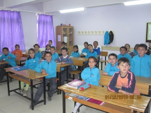 Bilinçli Gençler Derneği - Türkiye Bilinçli Gençlik Projesi - "KAĞIT ATMA" - Ahmet Tufan Şentürk İlköğretim Okulu - KARAMAN