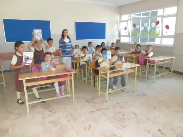 Bilinçli Gençler Derneği - Türkiye Bilinçli Gençlik Projesi - "KİTAPLARIN GERİ DÖNÜŞÜMÜ" - Sare Selahattin Uzel İlköğretim Okulu - İSTANBUL