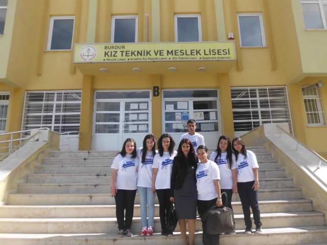 Bilinçli Gençler Derneği - Türkiye Bilinçli Gençlik Projesi - "KANSERİ TANIYORUZ, KANSERİ YENİYORUZ" - Burdur Anadolu Sağlık Meslek Lisesi - BURDUR