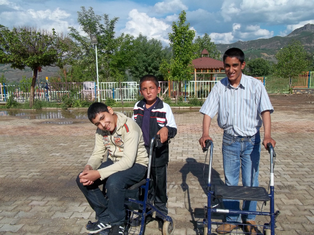 Bilinçli Gençler Derneği - Türkiye Bilinçli Gençlik Projesi - "FARKINDAYIZ" - Akpazar Süleyman Paşa Lisesi - TUNCELİ