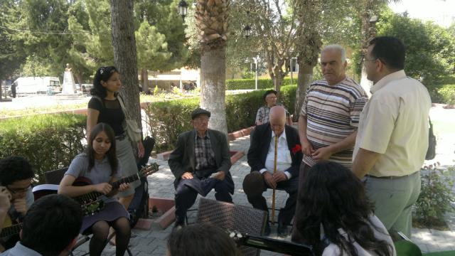 Bilinçli Gençler Derneği - Türkiye Bilinçli Gençlik Projesi - "HUZUREVİ ZİYARETİ" - Adana İmkb Anadolu Öğretmen Lisesi - ADANA