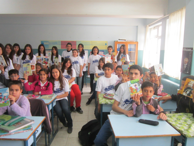 Bilinçli Gençler Derneği - Türkiye Bilinçli Gençlik Projesi - "ÇOCUKLAR SEVİNSİN DİYE" - Nazilli Anadolu Sağlık Meslek Lisesi - AYDIN